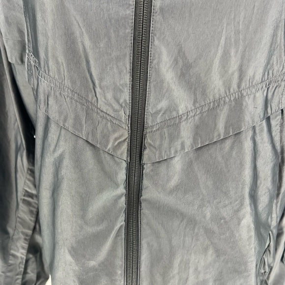 NIKE Women's Woven T2 Jacket in Deep Pewter - Picture 5 of 11